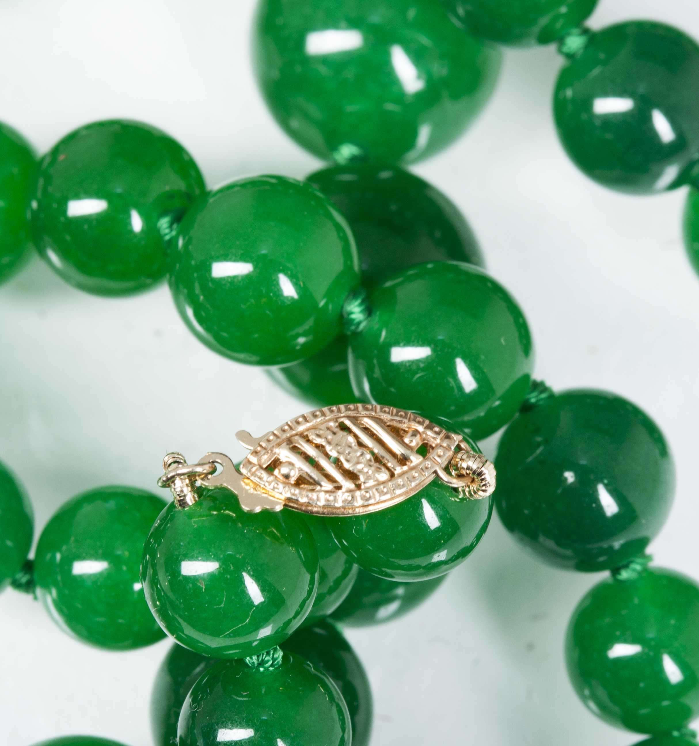 Jadeite Beaded Necklace 