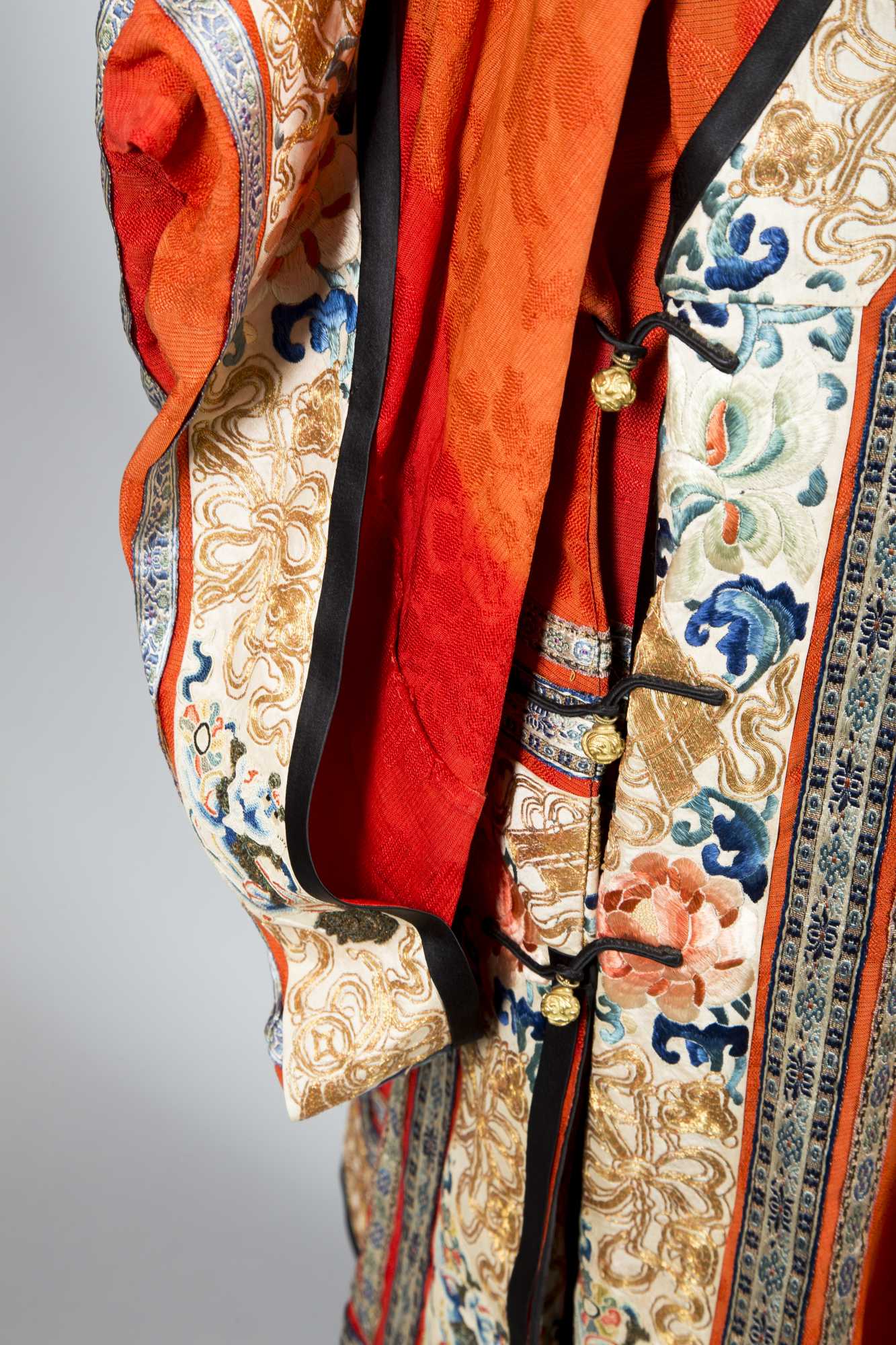 Chinese Silk Ladies Robe