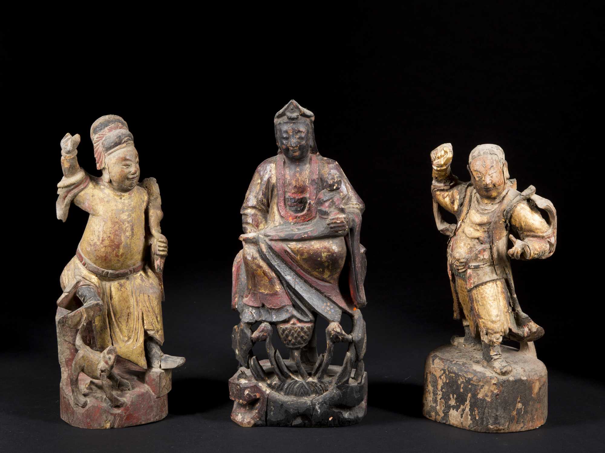 chinese wooden carved figures