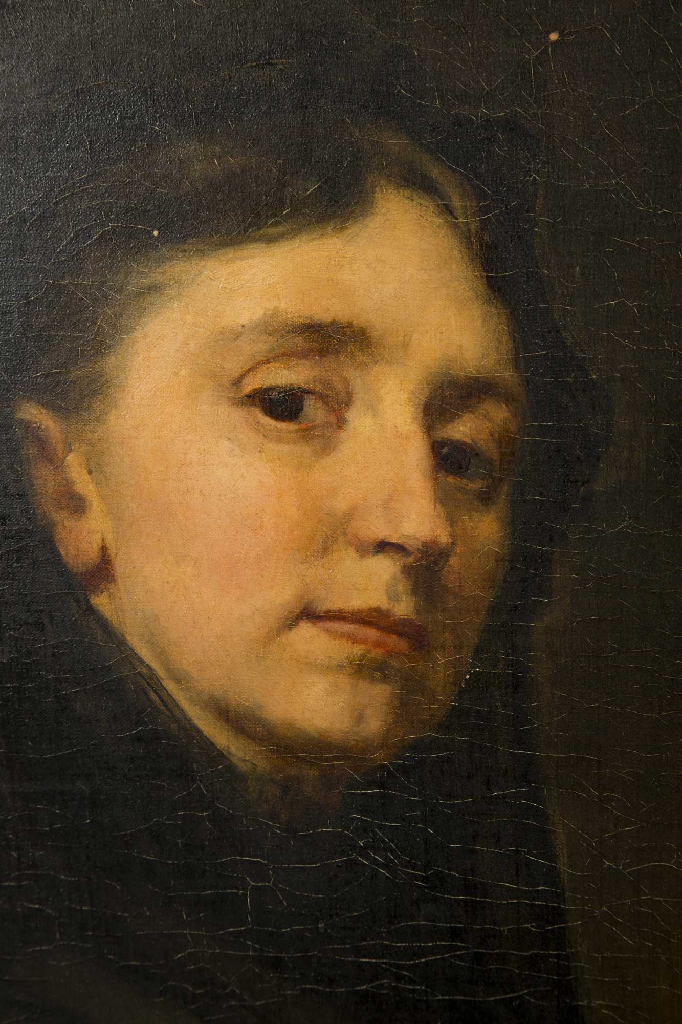 a woman's figure